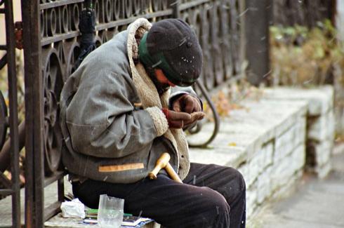 The poor save us because they enable us to encounter the face of Jesus Christ - Photo: bigstock.com